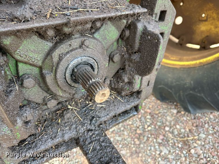 image for item IB9269 1982 John Deere 4040  tractor