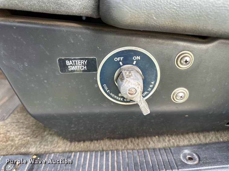 image for item IB9271 1994 Ford E350  ambulance