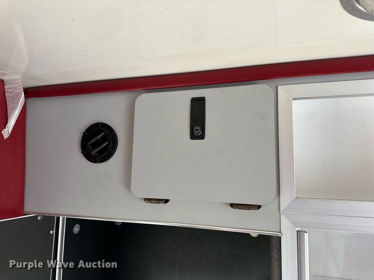 image for item IB9271 1994 Ford E350  ambulance