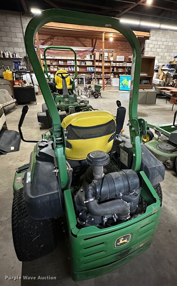 image for item IB9273 John Deere Z960R  ZTR lawn mower