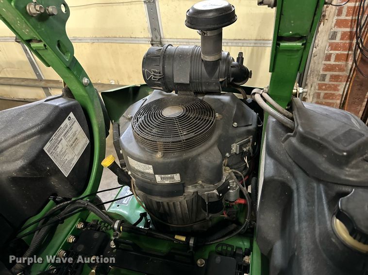 image for item IB9273 John Deere Z960R  ZTR lawn mower