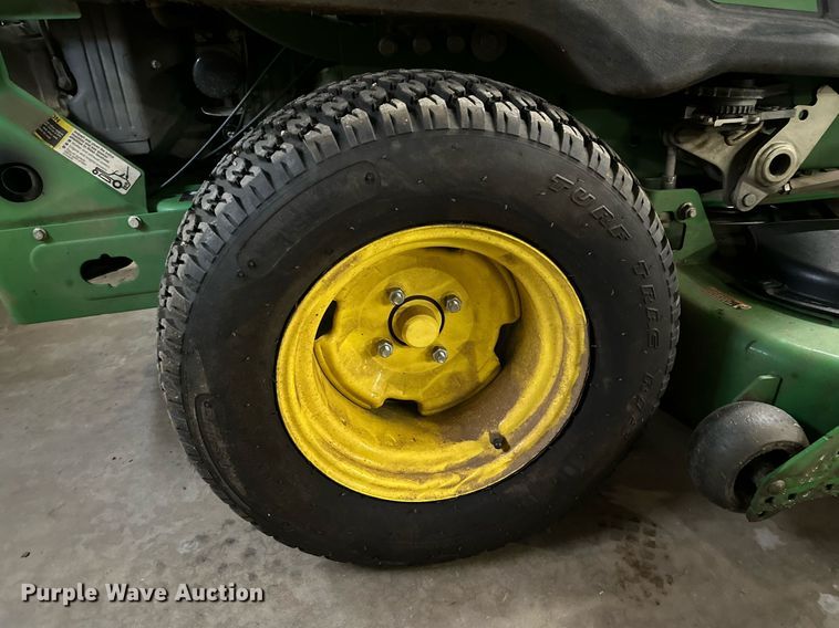 image for item IB9273 John Deere Z960R  ZTR lawn mower