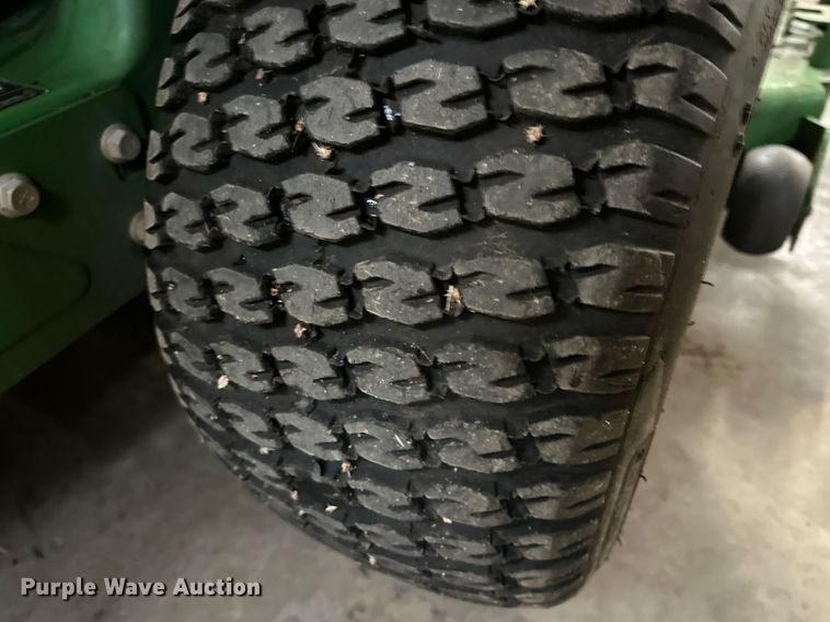 image for item IB9273 John Deere Z960R  ZTR lawn mower