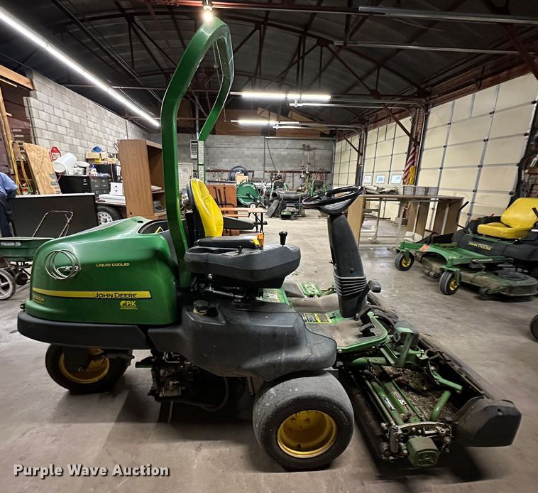 image for item IB9274 John Deere 2500B  reel mower