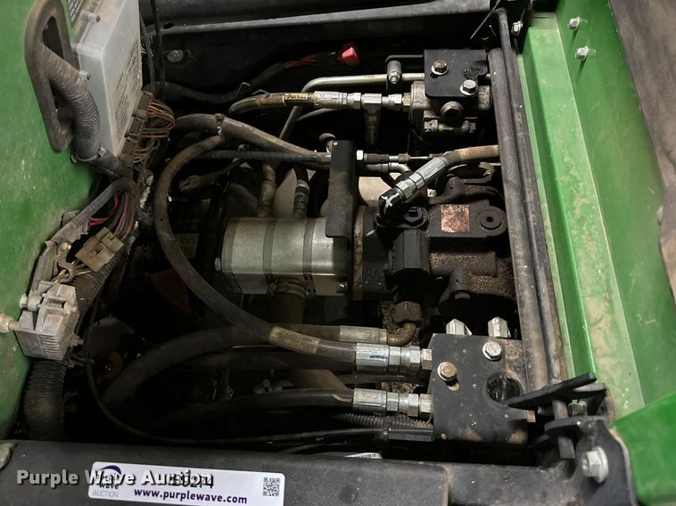 image for item IB9274 John Deere 2500B  reel mower