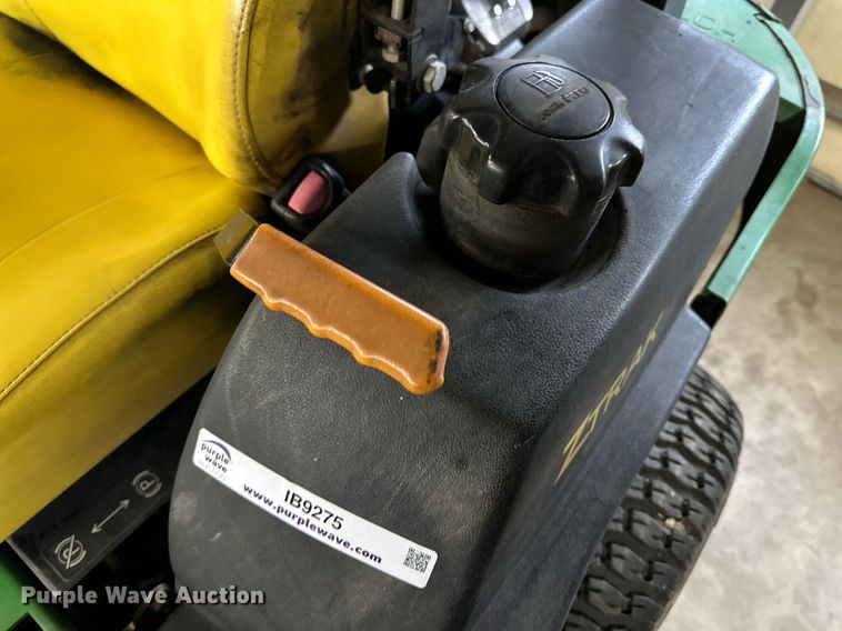 image for item IB9275 John Deere 757  lawn mower