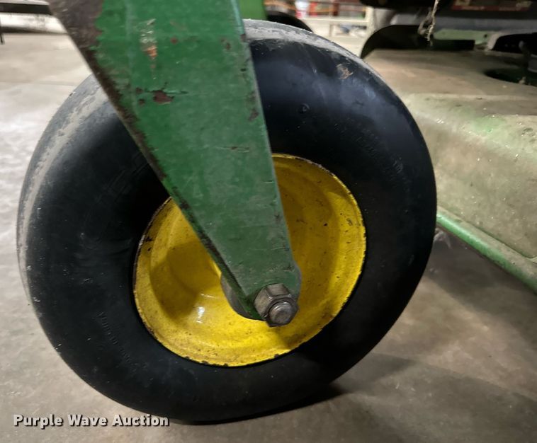 image for item IB9275 John Deere 757  lawn mower