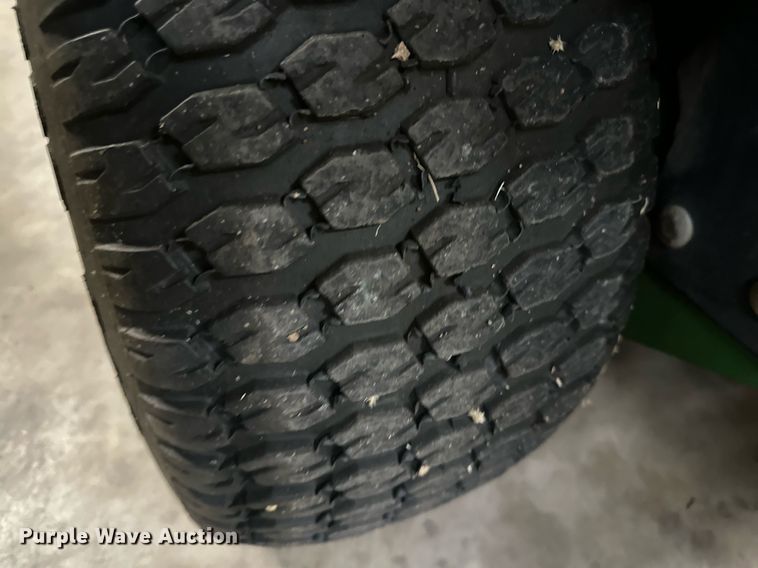 image for item IB9275 John Deere 757  lawn mower