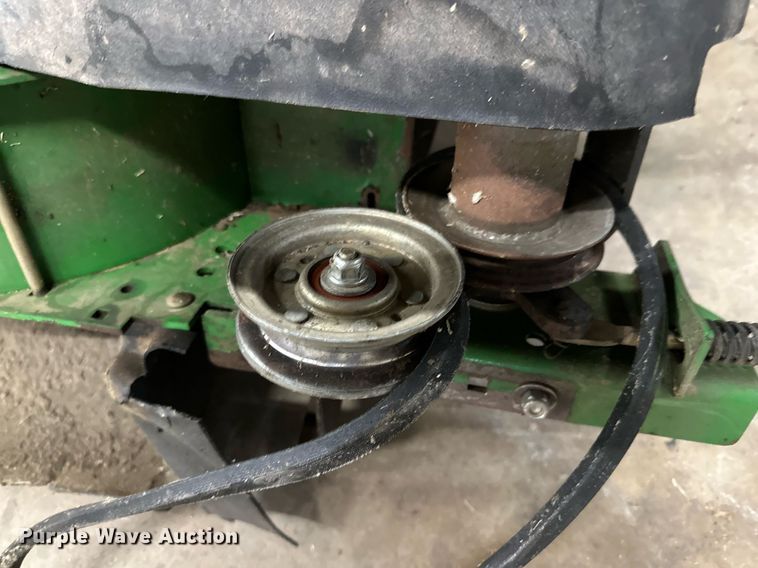 image for item IB9276 (2) lawn mower baggers