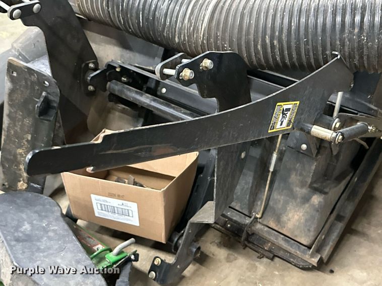 image for item IB9276 (2) lawn mower baggers