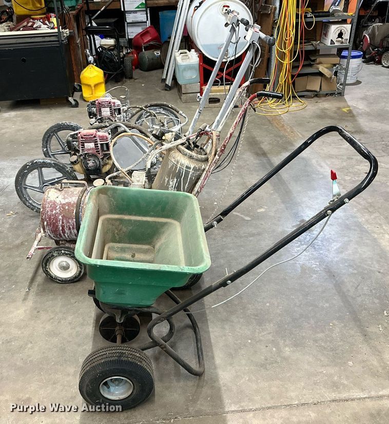 image for item IB9279 (3) Turfliner line painters