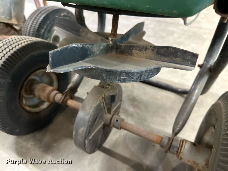 image for item IB9279 (3) Turfliner line painters