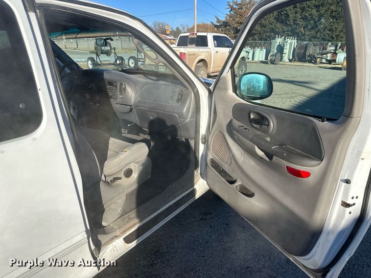 image for item IU9202 2003 Ford F150  SuperCab pickup truck