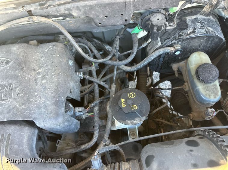 image for item IU9202 2003 Ford F150  SuperCab pickup truck