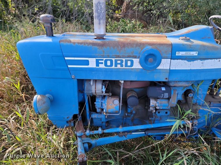 image for item JG9753 Ford 2600  tractor