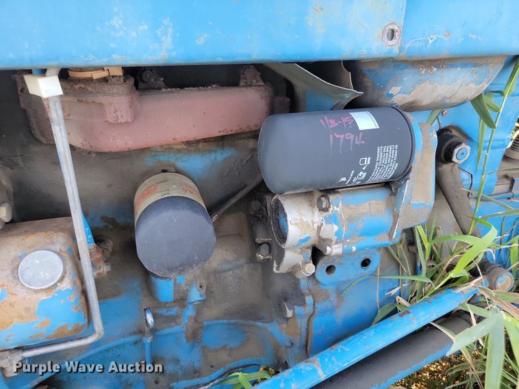 image for item JG9753 Ford 2600  tractor