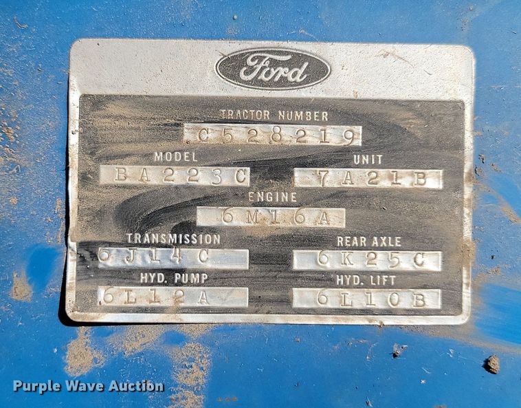 image for item JG9753 Ford 2600  tractor