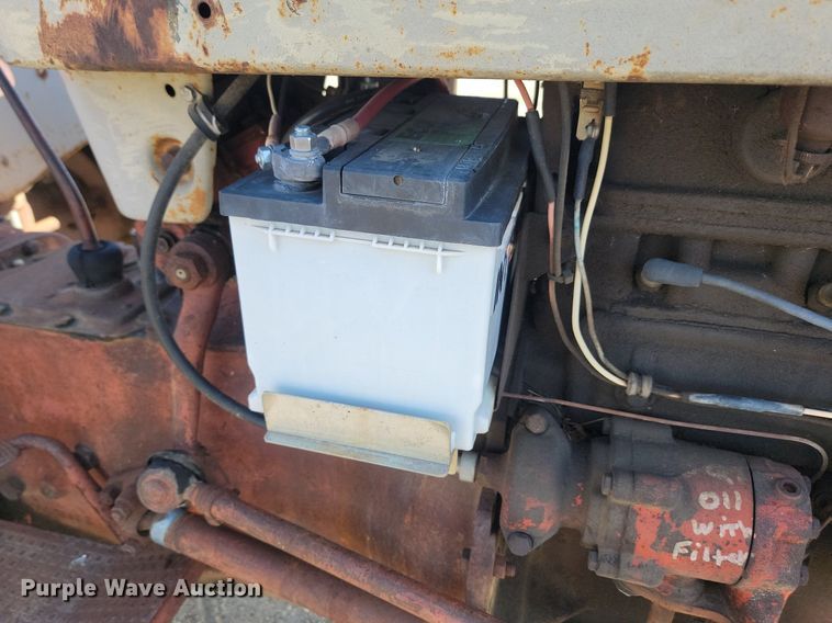 image for item JG9755 Ford  tractor