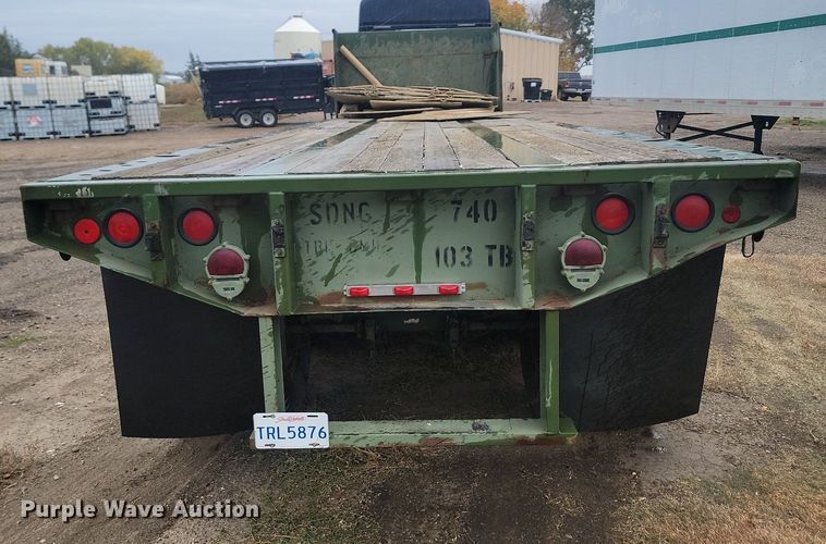 image for item JG9759 1992 Dyna M8714A2  flatbed trailer
