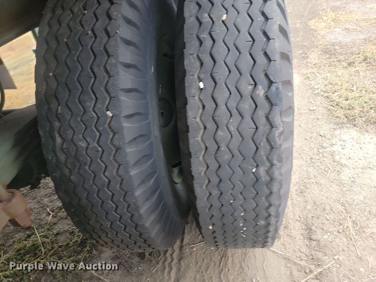 image for item JG9759 1992 Dyna M8714A2  flatbed trailer