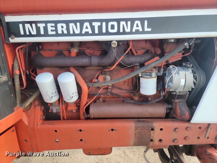 image for item KT9939 1979 International 1086  tractor