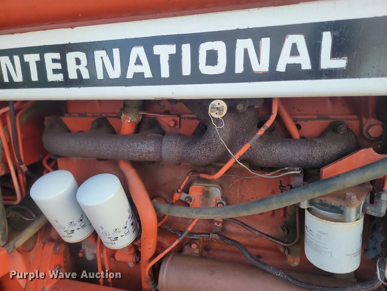 image for item KT9939 1979 International 1086  tractor