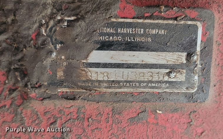 image for item KT9939 1979 International 1086  tractor