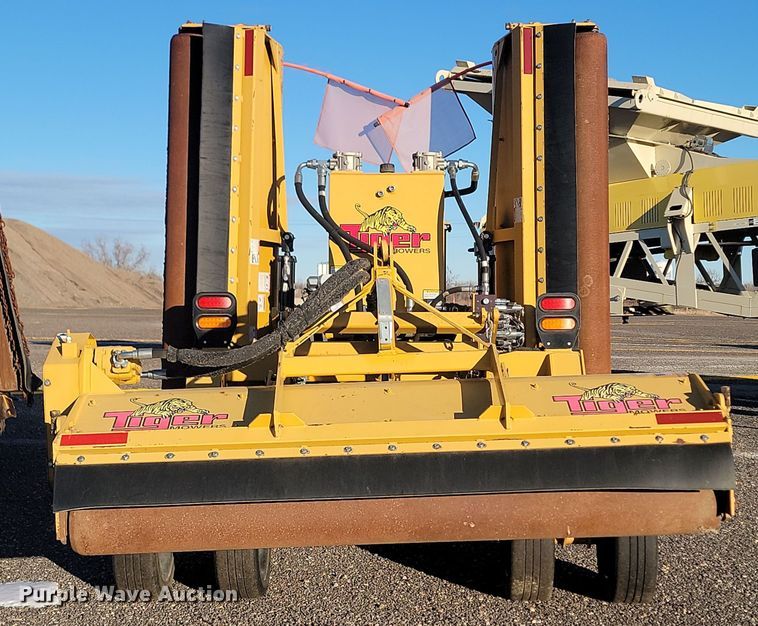 image for item KT9946 Tiger  batwing flail mower