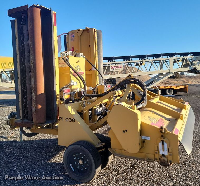 image for item KT9946 Tiger  batwing flail mower