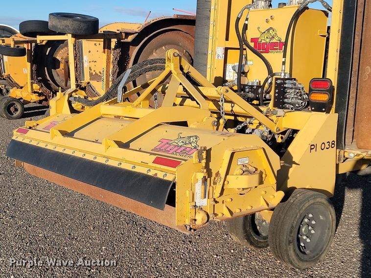 image for item KT9946 Tiger  batwing flail mower