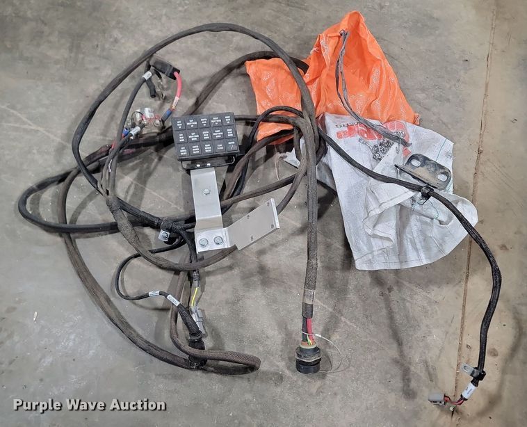 image for item KT9947 Tiger  batwing flail mower