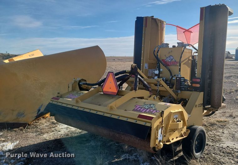 image for item KT9948 Tiger  batwing flail mower