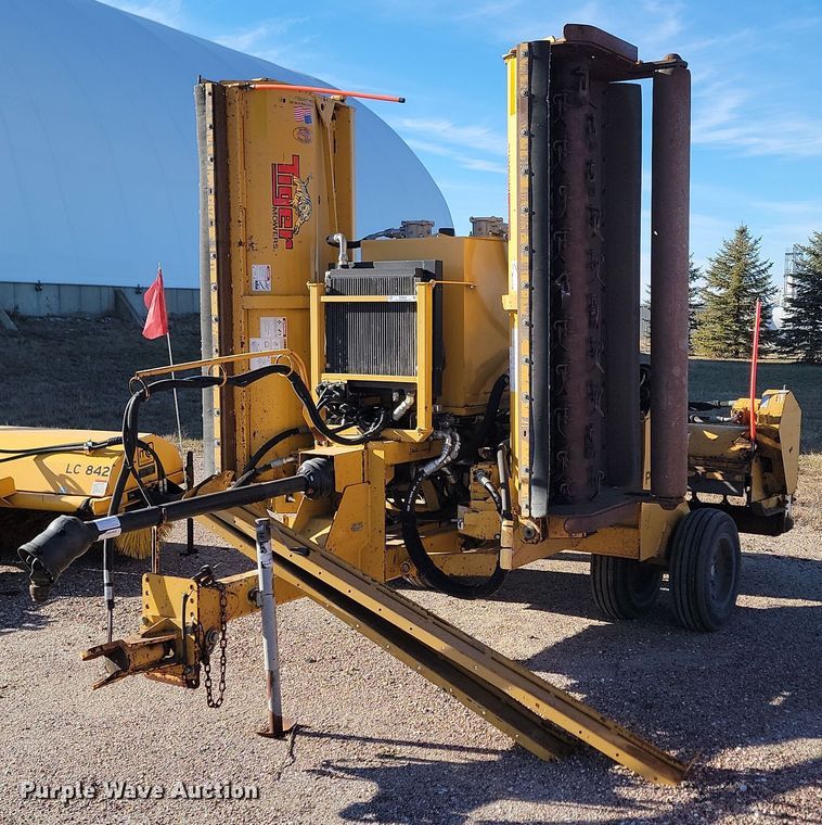 image for item KT9949 Tiger  batwing flail mower