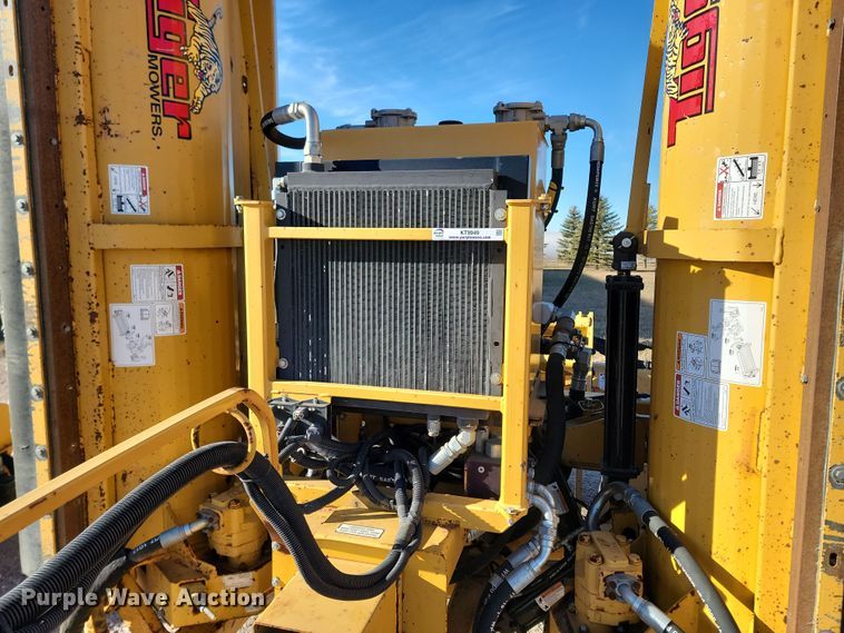 image for item KT9949 Tiger  batwing flail mower