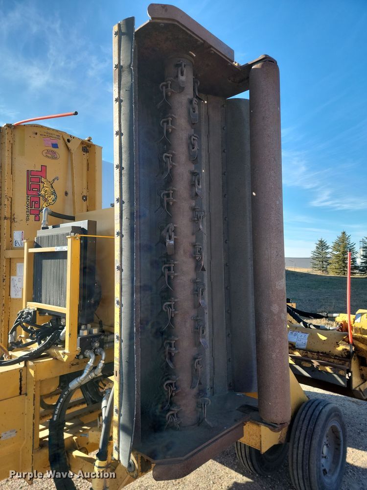 image for item KT9949 Tiger  batwing flail mower