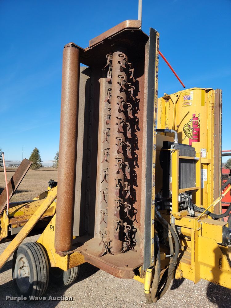 image for item KT9949 Tiger  batwing flail mower