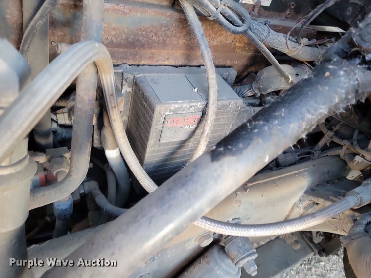 image for item KT9953 1996 Peterbilt 385  semi truck