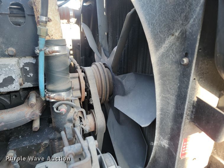 image for item KT9953 1996 Peterbilt 385  semi truck