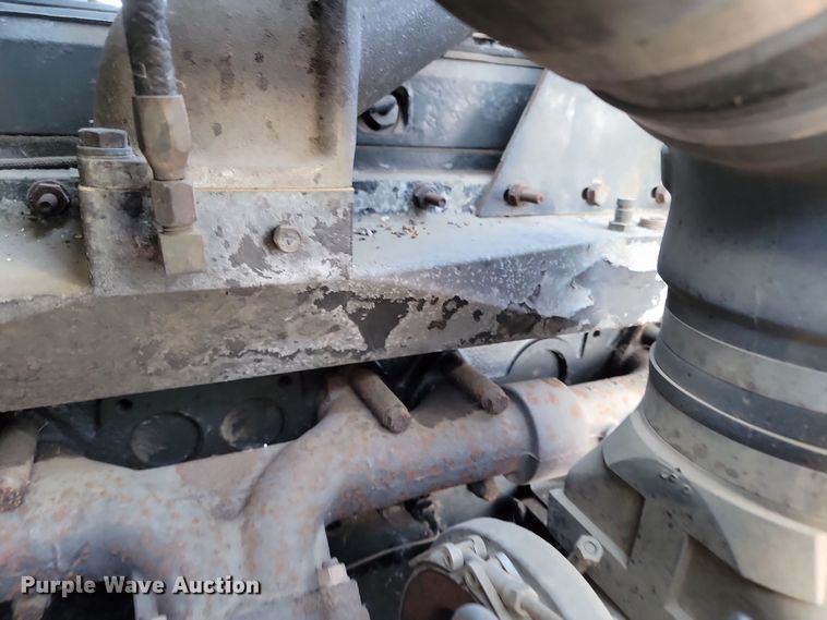 image for item KT9953 1996 Peterbilt 385  semi truck