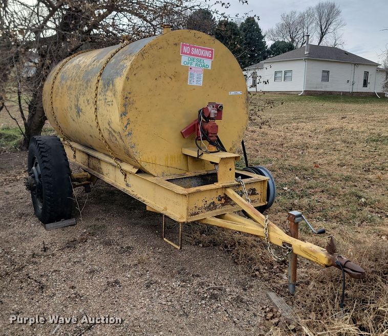 image for item KT9992 Fuel tank trailer