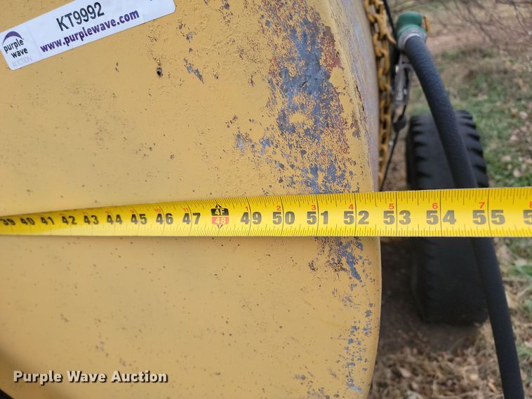 image for item KT9992 Fuel tank trailer