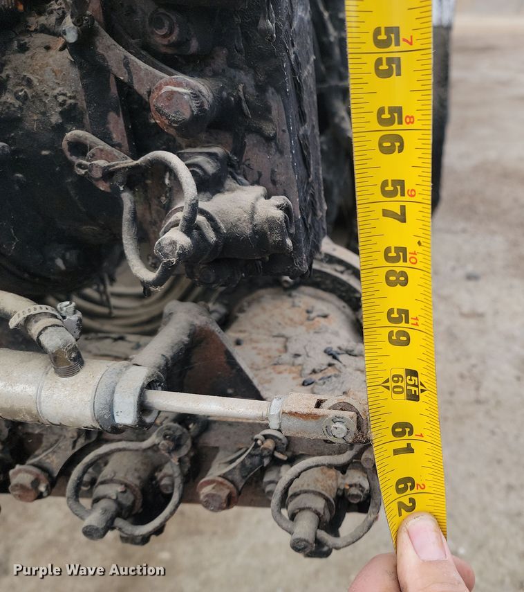 image for item KT9995 2001 International 2674  oil distributor truck