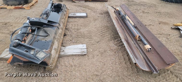 image for item KU9000 (2) wing plows