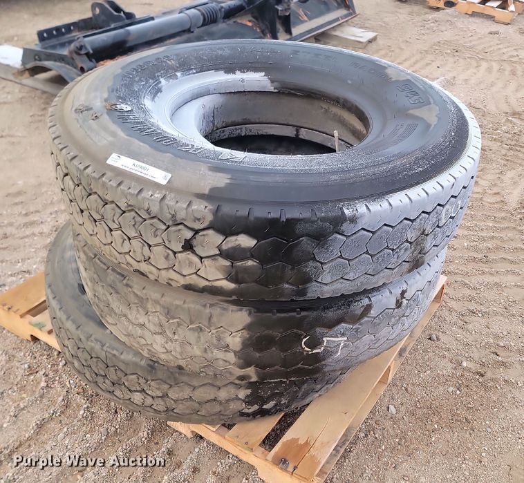 image for item KU9001 (3) 11.00R20 tires