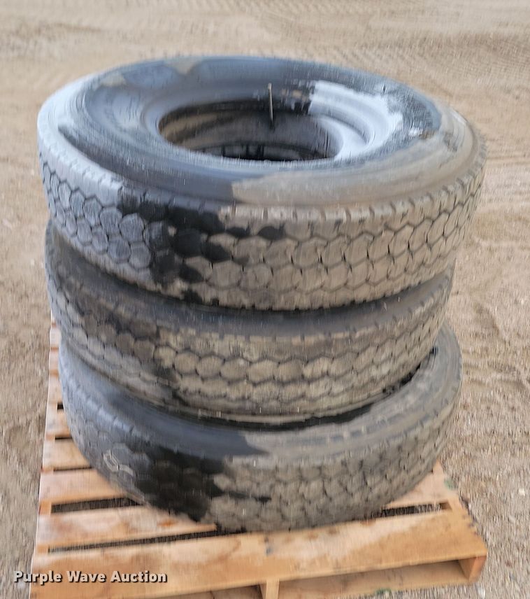 image for item KU9001 (3) 11.00R20 tires