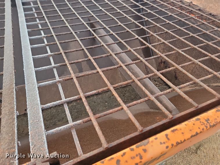 image for item KU9004 Swenson  spreader