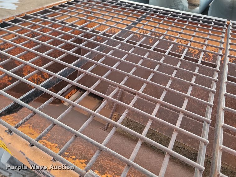 image for item KU9005 Swenson  spreader