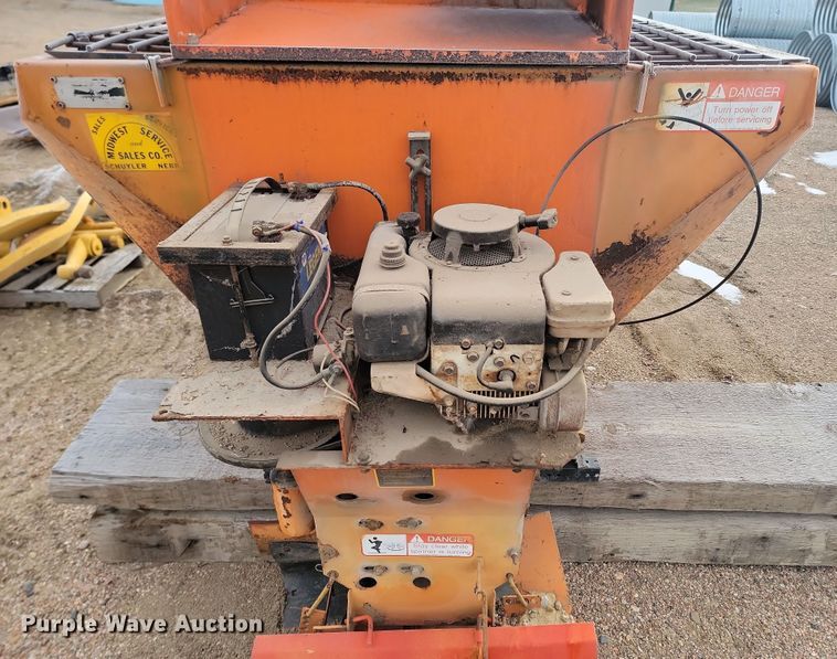 image for item KU9005 Swenson  spreader