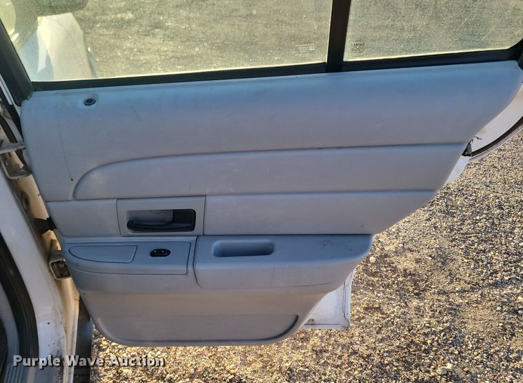 image for item KU9020 2005 Ford Crown Victoria Police Interceptor