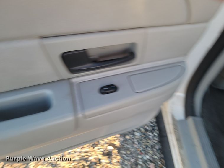 image for item KU9020 2005 Ford Crown Victoria Police Interceptor